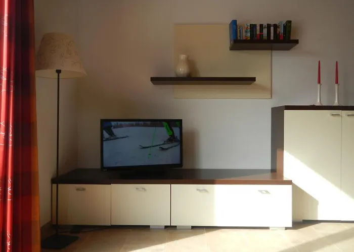 فيرينووهنونج مورالي * سيفيلد ان تيرول